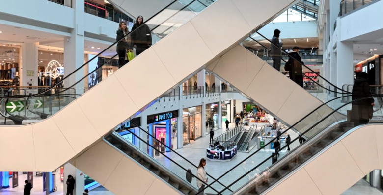 Союз торговых центров предложил вернуться в Россию Uniqlo, H&M и Inditex