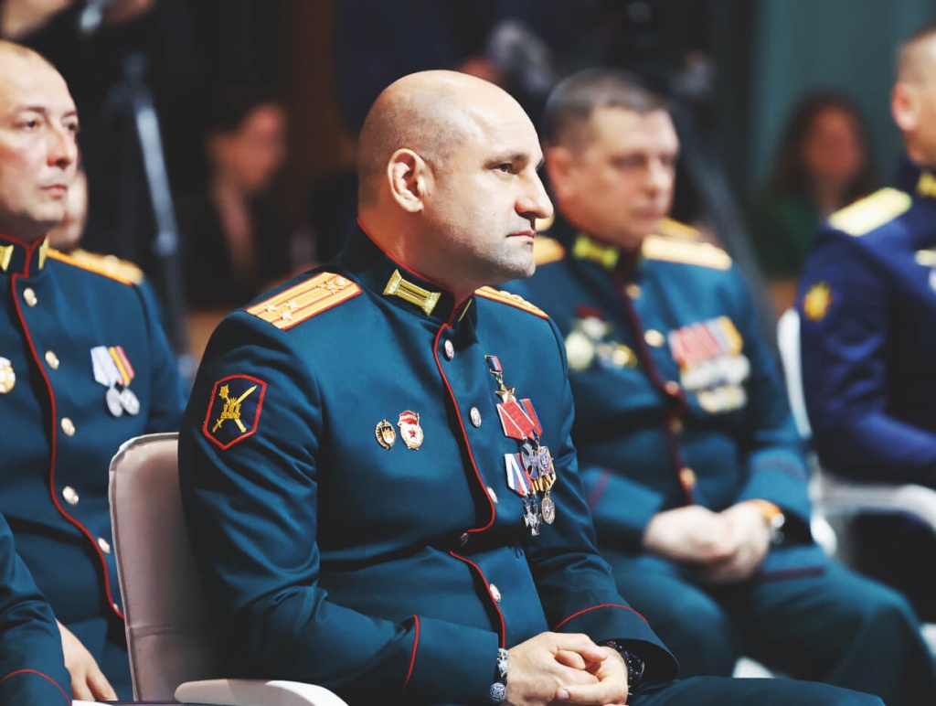 Артем Жога, полномочный представитель президента России в Уральском федеральном округе Артем Жога, полномочный представитель президента России в Уральском федеральном округе