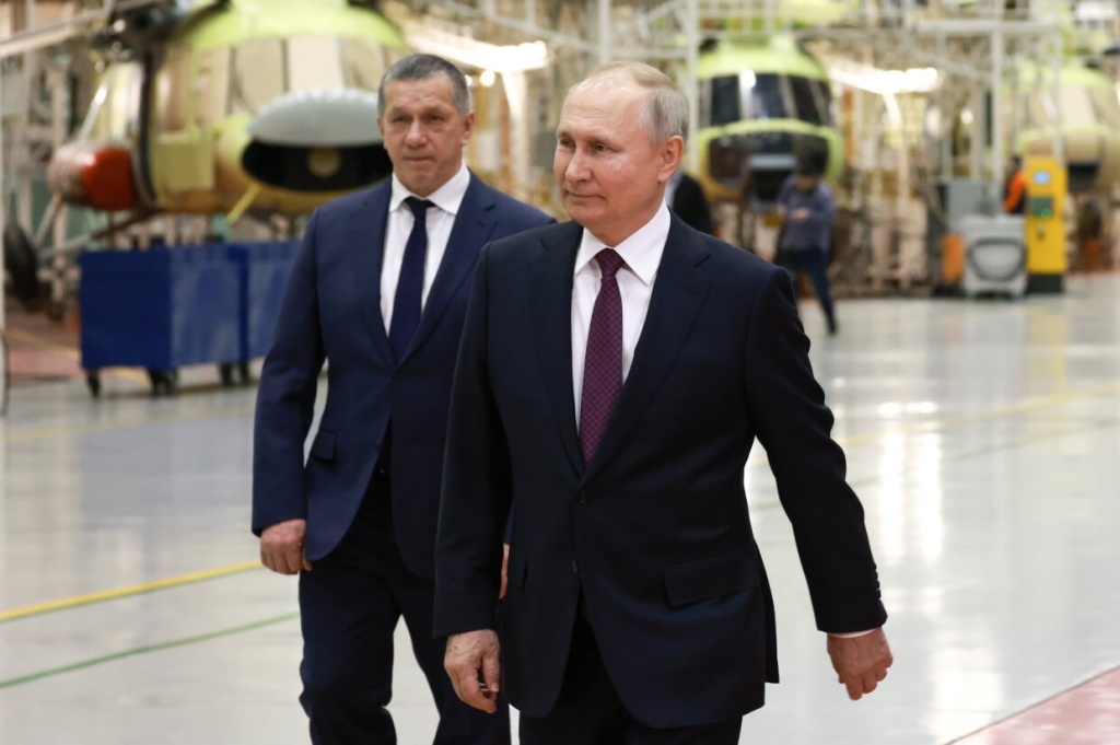 «Как только президент примет решение, строительство моста на Сахалин начнется» «Как только президент примет решение, строительство моста на Сахалин начнется»
