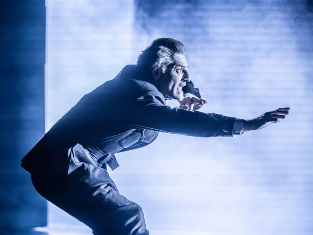 teatr-3.jpg teatr-3.jpg
