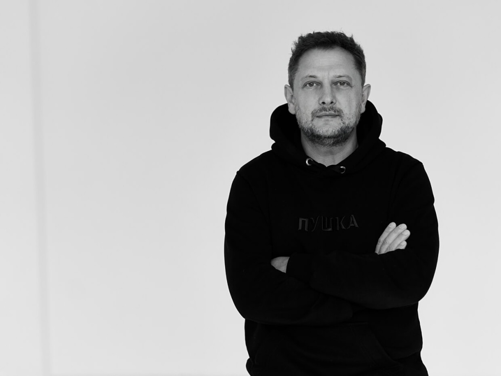 Для Евгения Писарева «Тартюф» — вторая постановка в Театре Наций после музыкальной драмы «Кабаре», удостоенной пяти национальных театральных премий «Золотая маска» Для Евгения Писарева «Тартюф» — вторая постановка в Театре Наций после музыкальной драмы «Кабаре», удостоенной пяти национальных театральных премий «Золотая маска»