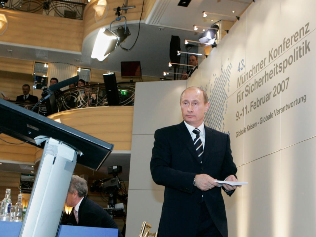 Речь на 43-й Мюнхенской конференции по безопасности 10 февраля 2007 г. Речь на 43-й Мюнхенской конференции по безопасности 10 февраля 2007 г.