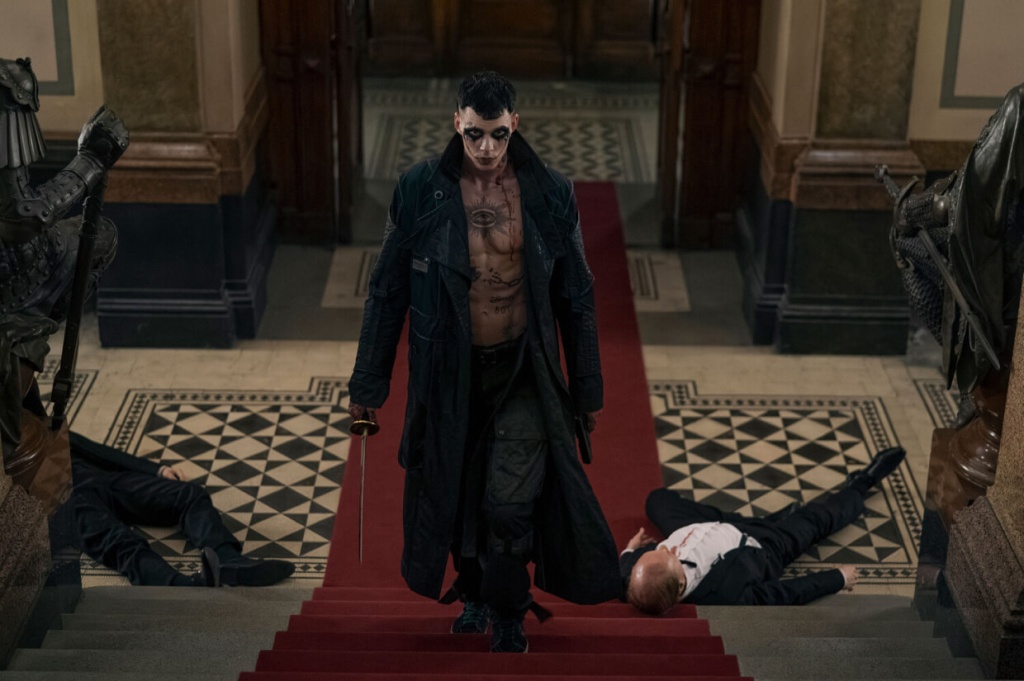 Кадр: фильм «Ворон»/Lionsgate Кадр: фильм «Ворон»/Lionsgate