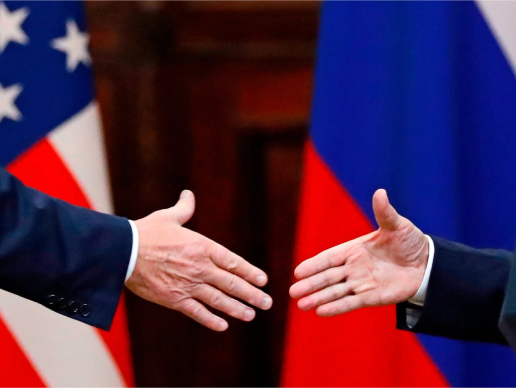 «Санкционный механизм — это „Титаник“, но Трамп хочет договориться» «Санкционный механизм — это „Титаник“, но Трамп хочет договориться»