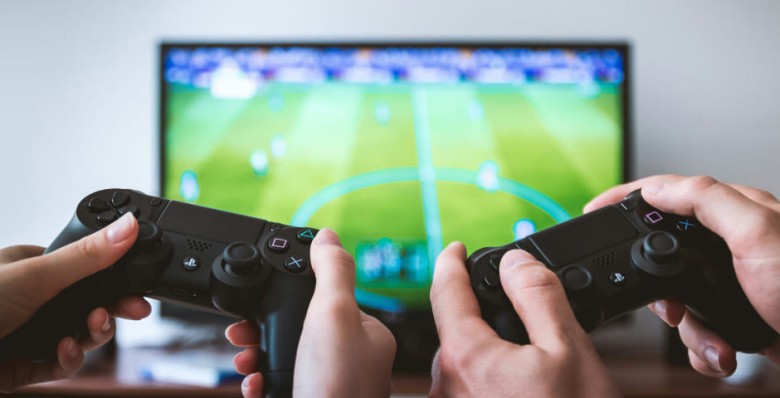 ЕС может запретить поставки PlayStation и Xbox в Россию