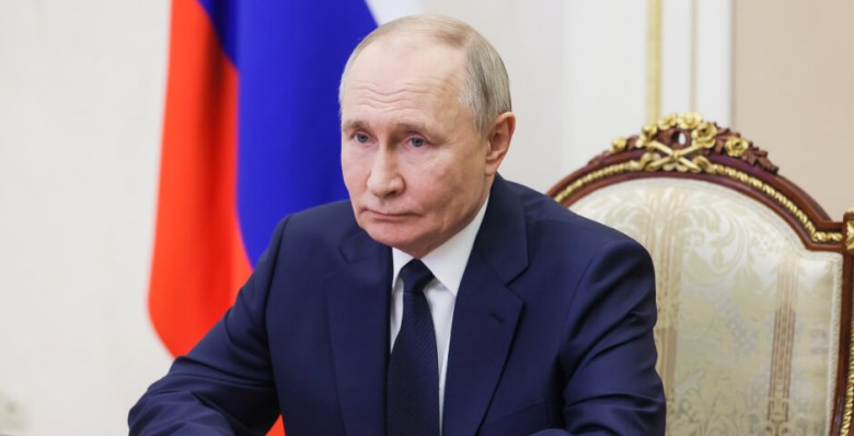 Владимир Путин поддержал предложение о прекращении огня на Украине
