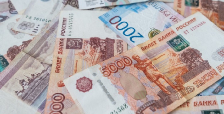 Россия нарастила долю рубля во внешнеторговых платежах до нового рекорда