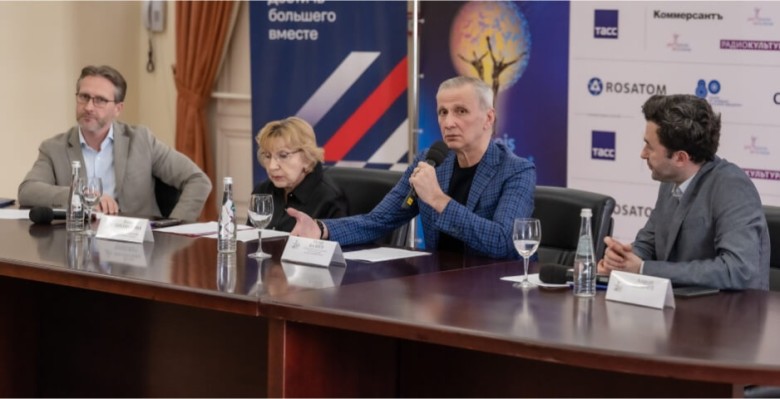 За что присуждается выдающаяся балетная премия