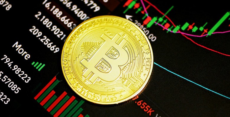 Впервые с января курс биткоина превысил $105 тыс.