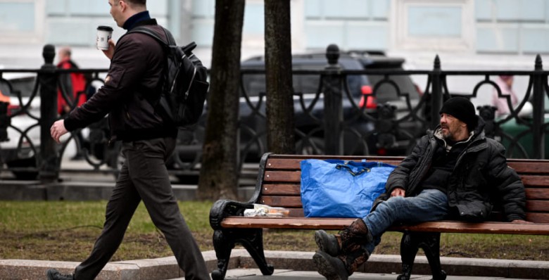 Британские власти выделят $1,3 млрд на решение проблемы бездомных