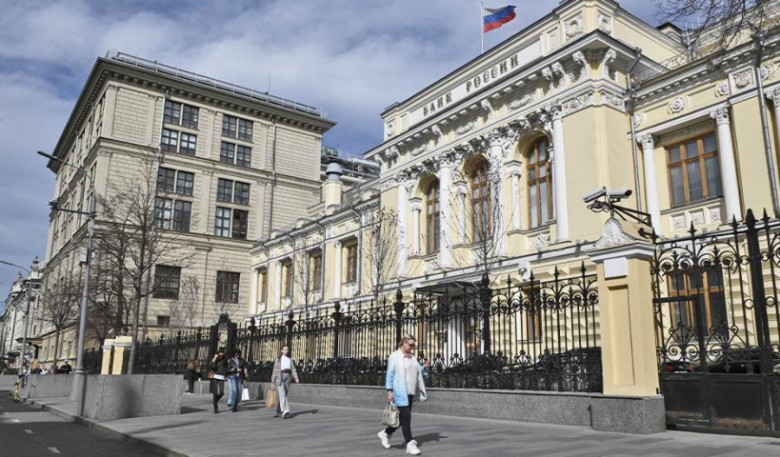Пенсионные фонды получили замороженные деньги