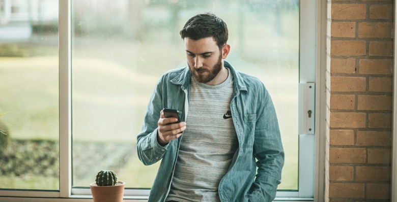 Мошенники стали просить сдать в аренду WhatsApp-аккаунты