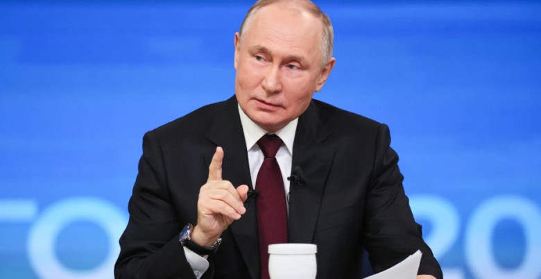 Магистраль, связывающую Югру с Якутией и КНР, Путин считает необходимой