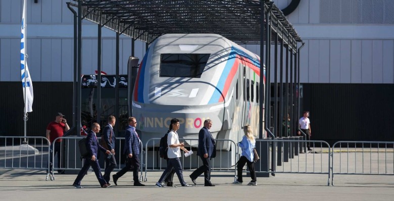 ВЭБ въезжает в ВСМ