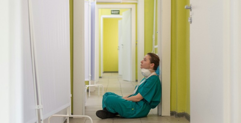 Госдума освободила врачей от уголовной ответственности за небезопасные услуги