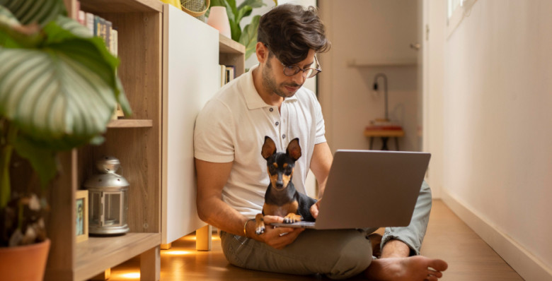 Зумер расправляет плечи