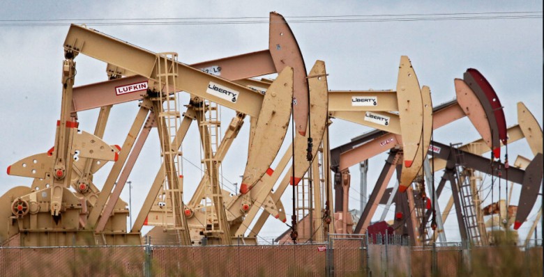 США cнизили прогноз роста спроса на нефть в мире в 2025 году на 300 тыс. б/с