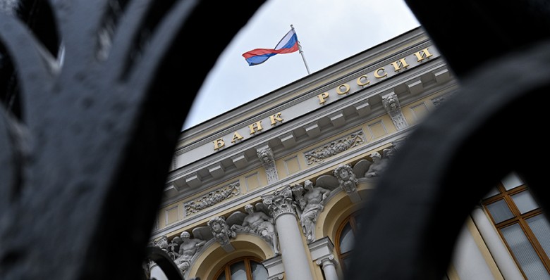 ЦБ будет вести антиотмывочный контроль за операциями с цифровыми рублями