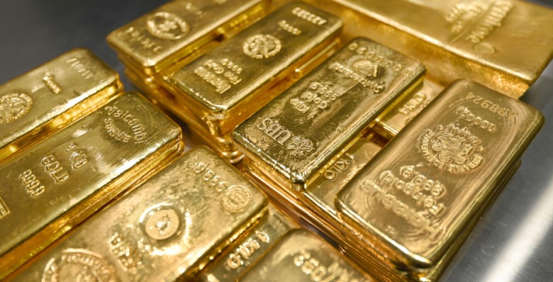 Золото обновило исторический максимум, подорожав до $2157,5