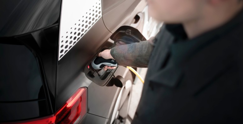 Половина продаж новых авто в Евросоюзе приходится на электромобили и гибриды