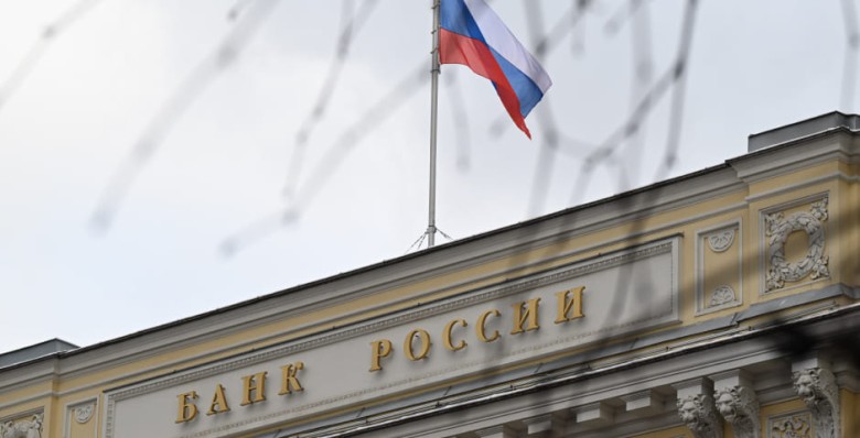 ЦБ зафиксировал почти двукратное увеличение числа жалоб на мошенников