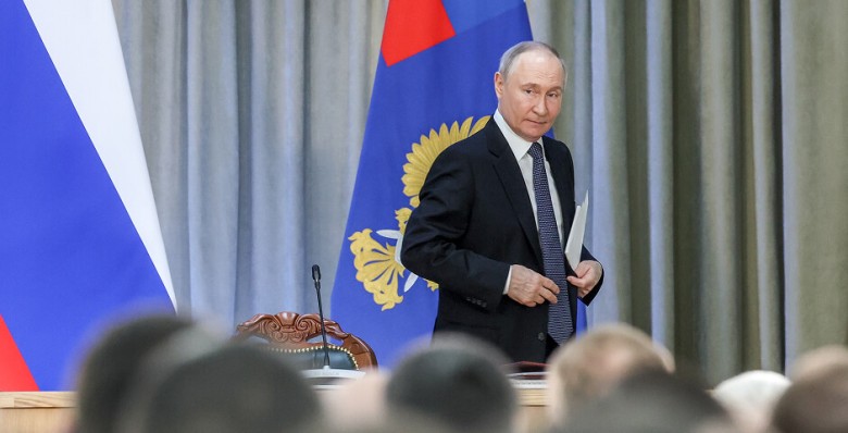 Владимир Путин предписал нелегалам с Украины узаконить свое пребывание в РФ