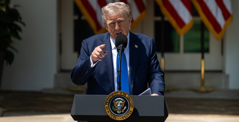 Дональд Трамп пообещал снижение цен на лекарства в США до 80%