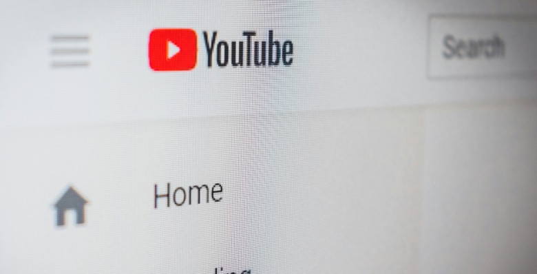 В Госдуме назвали условие для «оживления» YouTube в России