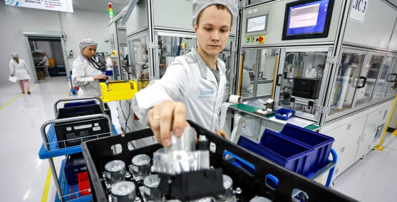 PMI меняет траекторию