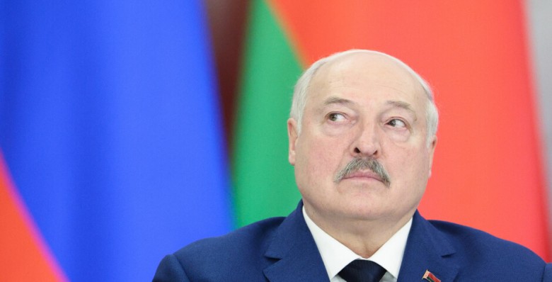 Александр Лукашенко исключил присоединение Белоруссии к РФ «в ближайшее время»