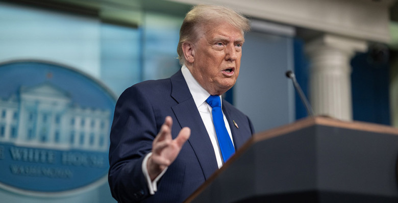 Дональд Трамп прокомментировал итоги телефонного разговора с Владимиром Путиным