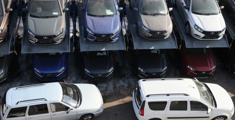 Продажи подержанных автомобилей в России в 2023 г. выросли на 17%