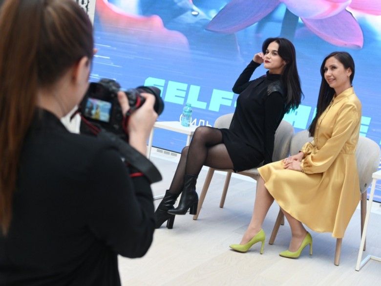 «Сильные женщины в мире технологий»