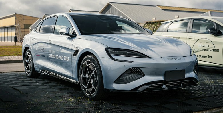 Китайский BYD впервые опередил Tesla по числу проданных в Европе электромобилей