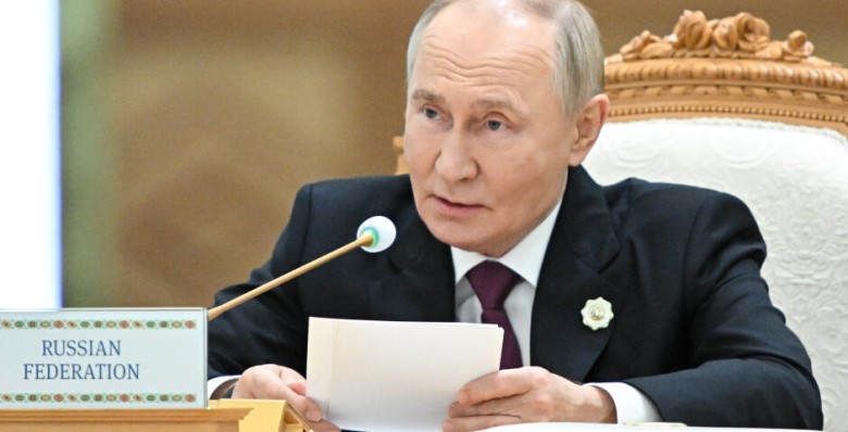 Владимир Путин поддержал создание единого учебника по русскому языку