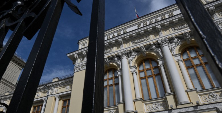 ЦБ: экономика РФ близка к пику перегрева, ключевую ставку могут повысить более чем на 1 п.п.