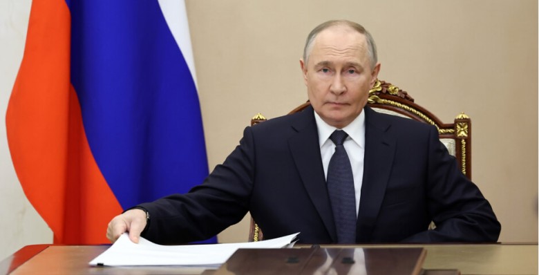 Дмитрий Песков: российские переговорщики постоянно на связи с президентом