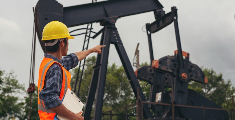 Цена Brent продолжила рост выше $82 на фоне американских санкций