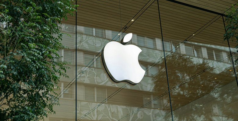 Bloomberg узнал о планах Apple выпустить новые iPhone 17e в начале 2026 года