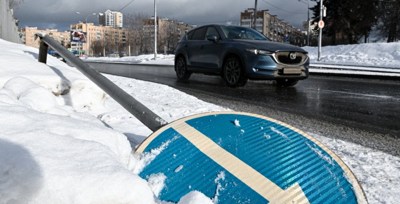 Продажи новых легковых автомобилей в России в январе выросли на 11%