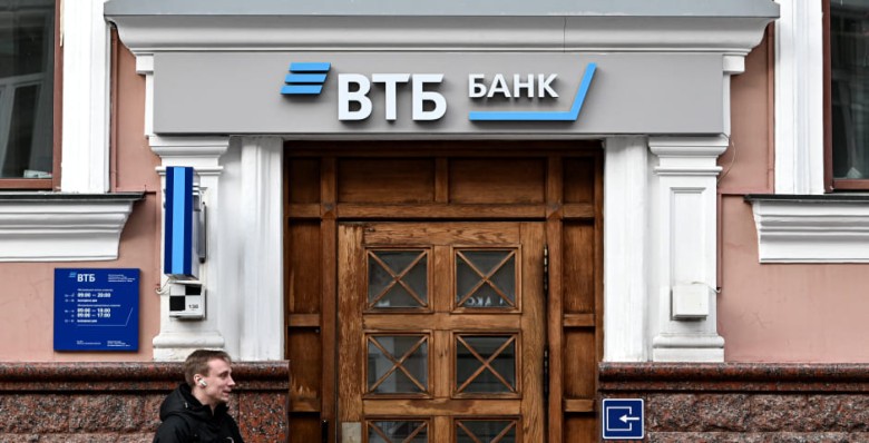 ВТБ ожидает рекордный рост сбережений россиян в банках 
