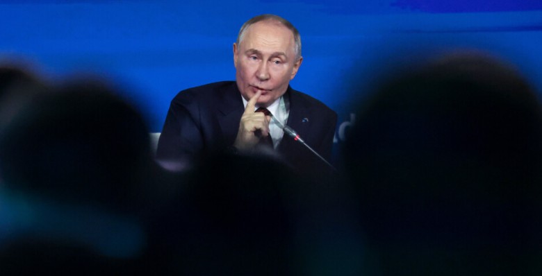Владимир Путин утвердил KPI для губернаторов