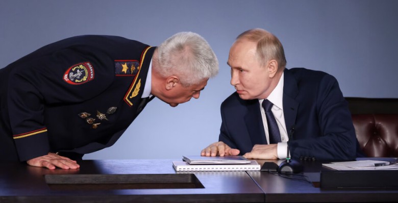 Владимир Путин призвал принять новую концепцию миграционной политики в 2025 году