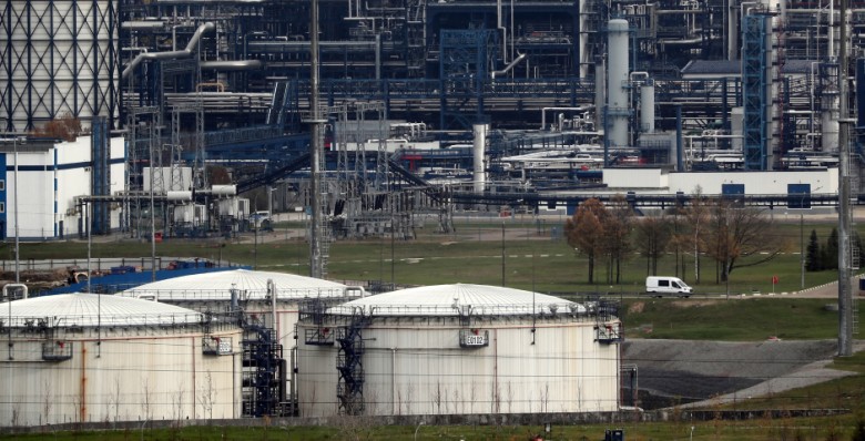 Александр Новак: Россия нарастит переработку нефти без строительства новых НПЗ
