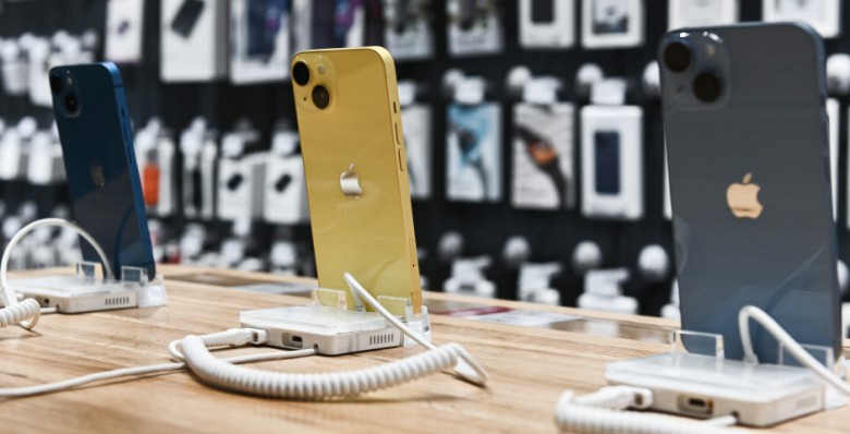 Аналитики: в России отказываются от iPhone, его доля на рынке упадет до 4%