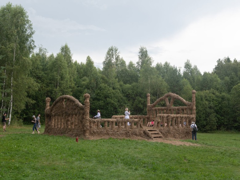 Проект «Лёжа»