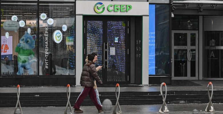 Сбербанк и ВТБ отменят комиссии при выдаче льготной ипотеки
