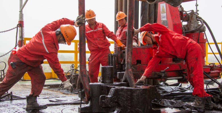 Китай сократил импорт сырой нефти в июле до почти двухлетнего минимума