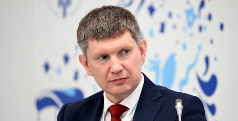 Решетников призвал снять некоторые ограничения на рынке труда