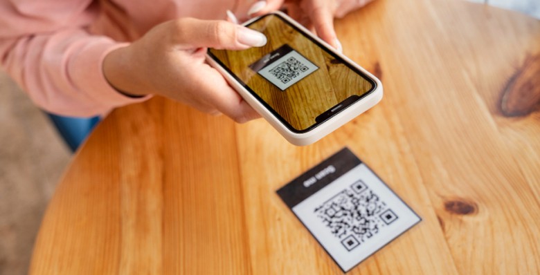 ВТБ и МТС запустили в Турции оплату по QR-коду